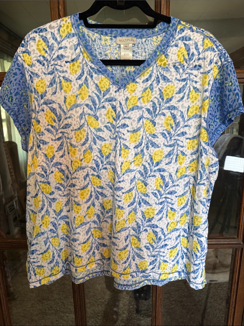 Multiples Women PXL Blue Yellow Lemon Mixed Print VNeck Burnout Top Short Sleeve